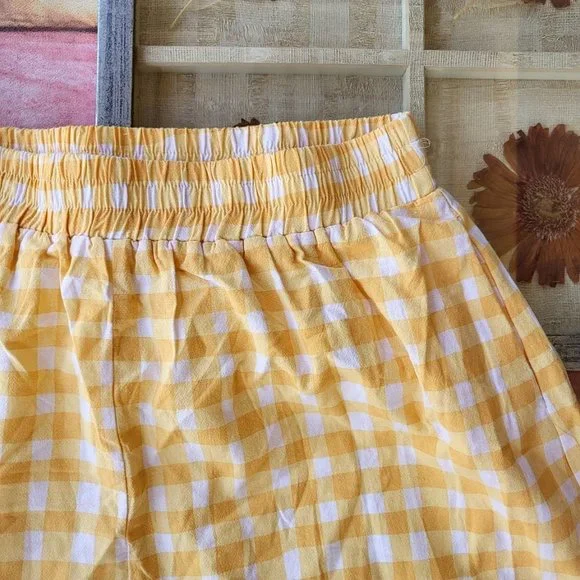 Petal & Pup Yellow Gingham Women's Shorts - Picture 3 of 6